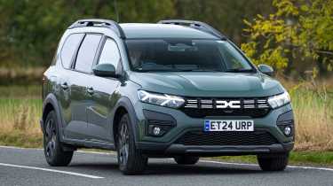 Dacia Jogger - dynamic front cornering